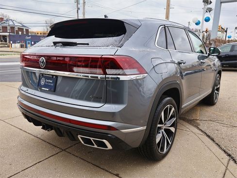 Used 2025 Volkswagen Atlas Cross Sport SEL Premium R-Line image 5
