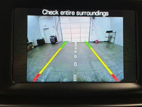 Used 2016 Jeep Cherokee Latitude w/ Cold Weather Group AWD/4WD image 25