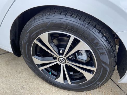 Used 2023 Nissan Sentra SV image 29