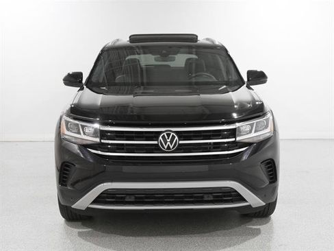 Used 2023 Volkswagen Atlas Cross Sport SEL image 2