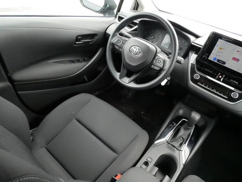 Certified 2024 Toyota Corolla LE image 9