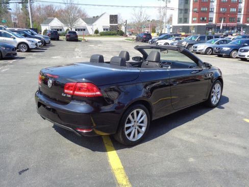 Used 2016 Volkswagen Eos Komfort image 12