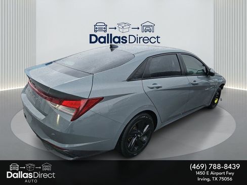 Used 2021 Hyundai Elantra SEL image 6