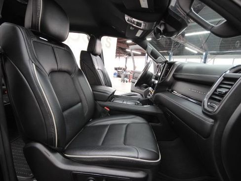 Used 2022 RAM 1500 Limited w/ Body-Colour Bumper Group AWD/4WD image 33
