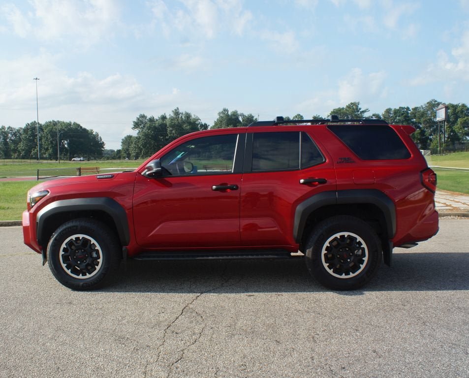 Used 2025 Toyota 4Runner TRD Off-Road Premium AWD/4WD image 13
