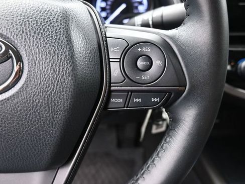 Used 2022 Toyota Camry SE image 28