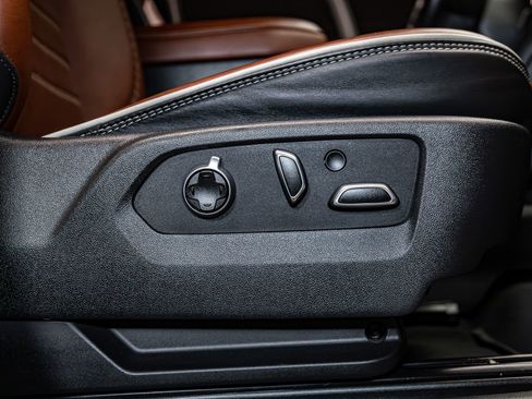 Used 2024 GMC Sierra 2500 Denali Ultimate image 28