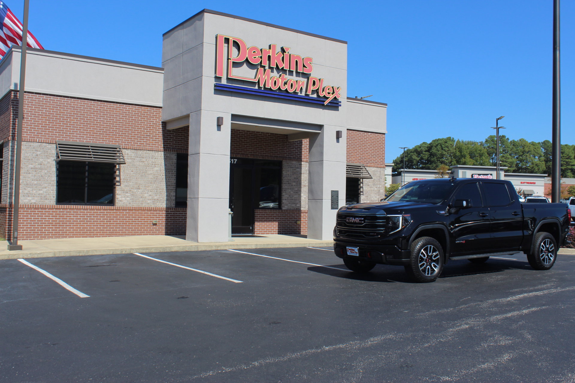Used 2023 GMC Sierra 1500 AT4 AWD/4WD image 40