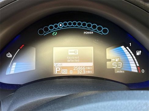 Used 2013 Nissan Leaf S w/ Charger Pkg image 23