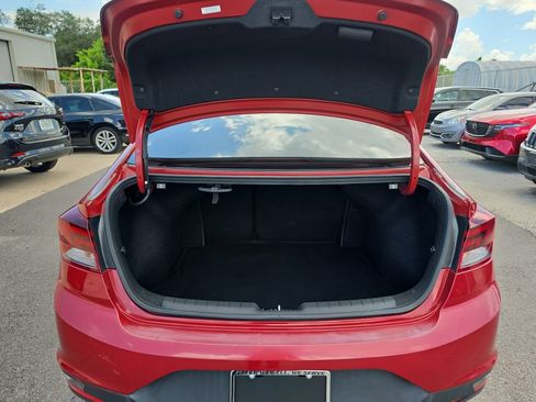 Used 2020 Hyundai Elantra SE w/ Cargo Package (C1) FWD image 6
