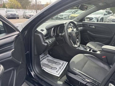 Used 2015 Chevrolet Malibu LT image 15