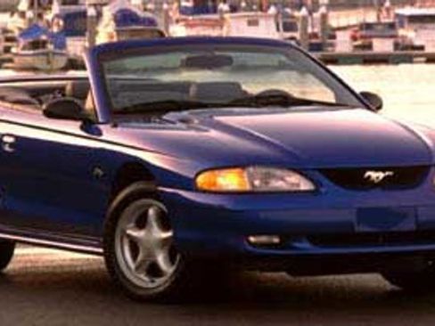 Used 1998 Ford Mustang Convertible RWD image 1