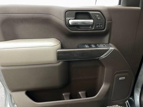 Used 2019 Chevrolet Silverado 1500 LTZ w/ LTZ Plus Package AWD/4WD image 30