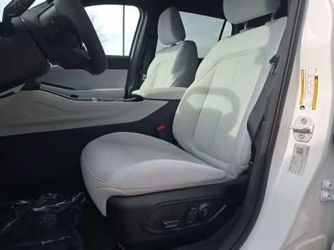 New 2026 Jeep Cherokee Laredo image 9