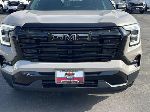 New 2026 GMC Terrain Elevation w/ Elevation Premium Package FWD image 9