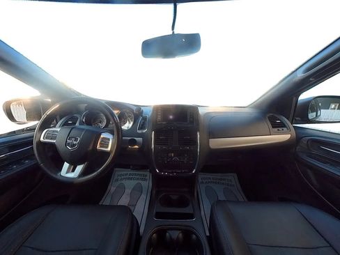 Used 2018 Dodge Grand Caravan GT FWD image 23