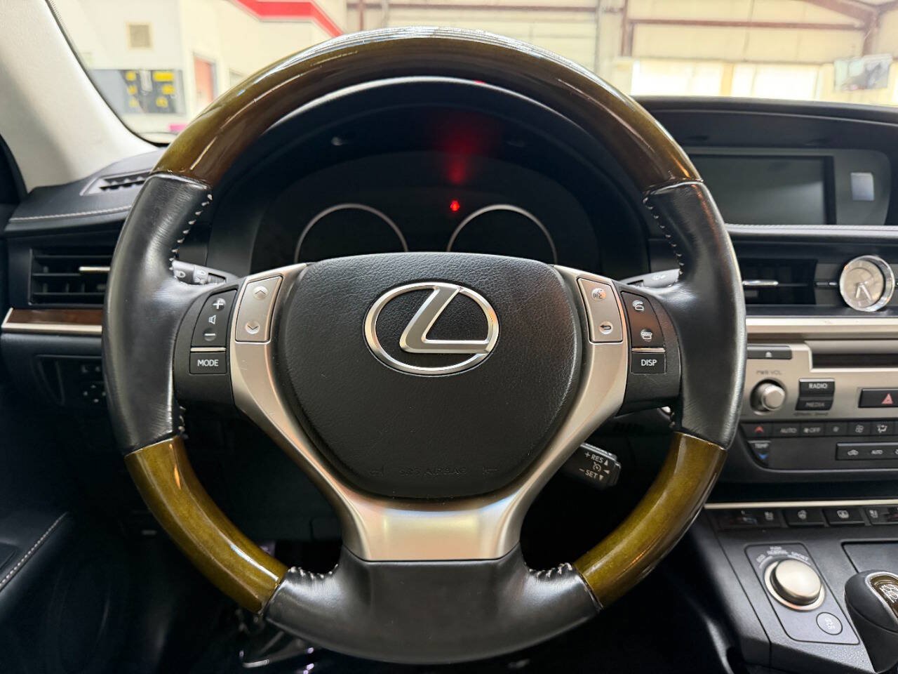 Used 2013 Lexus ES 350 w/ Luxury Pkg FWD image 22