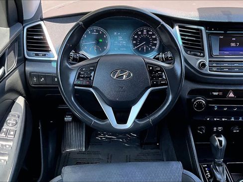 Used 2016 Hyundai Tucson Sport FWD image 6