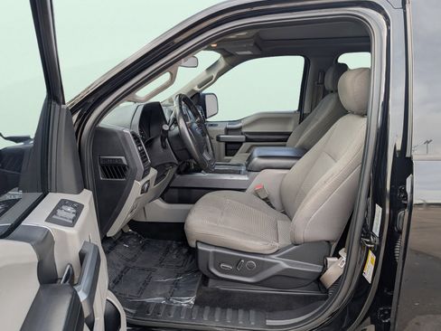 Used 2018 Ford F150 XLT w/ Equipment Group 302A Luxury image 10