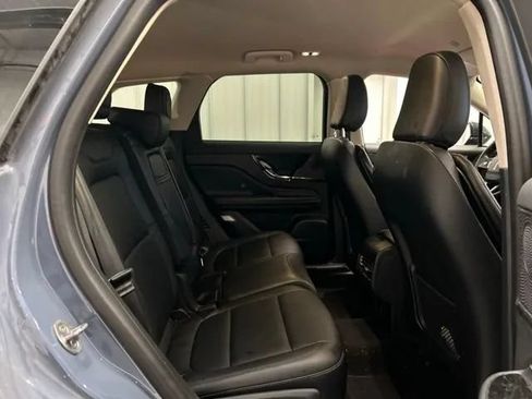 Used 2024 Lincoln Corsair AWD image 20