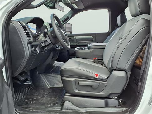 New 2026 RAM 5500 Tradesman w/ Chrome Appearance Group image 8