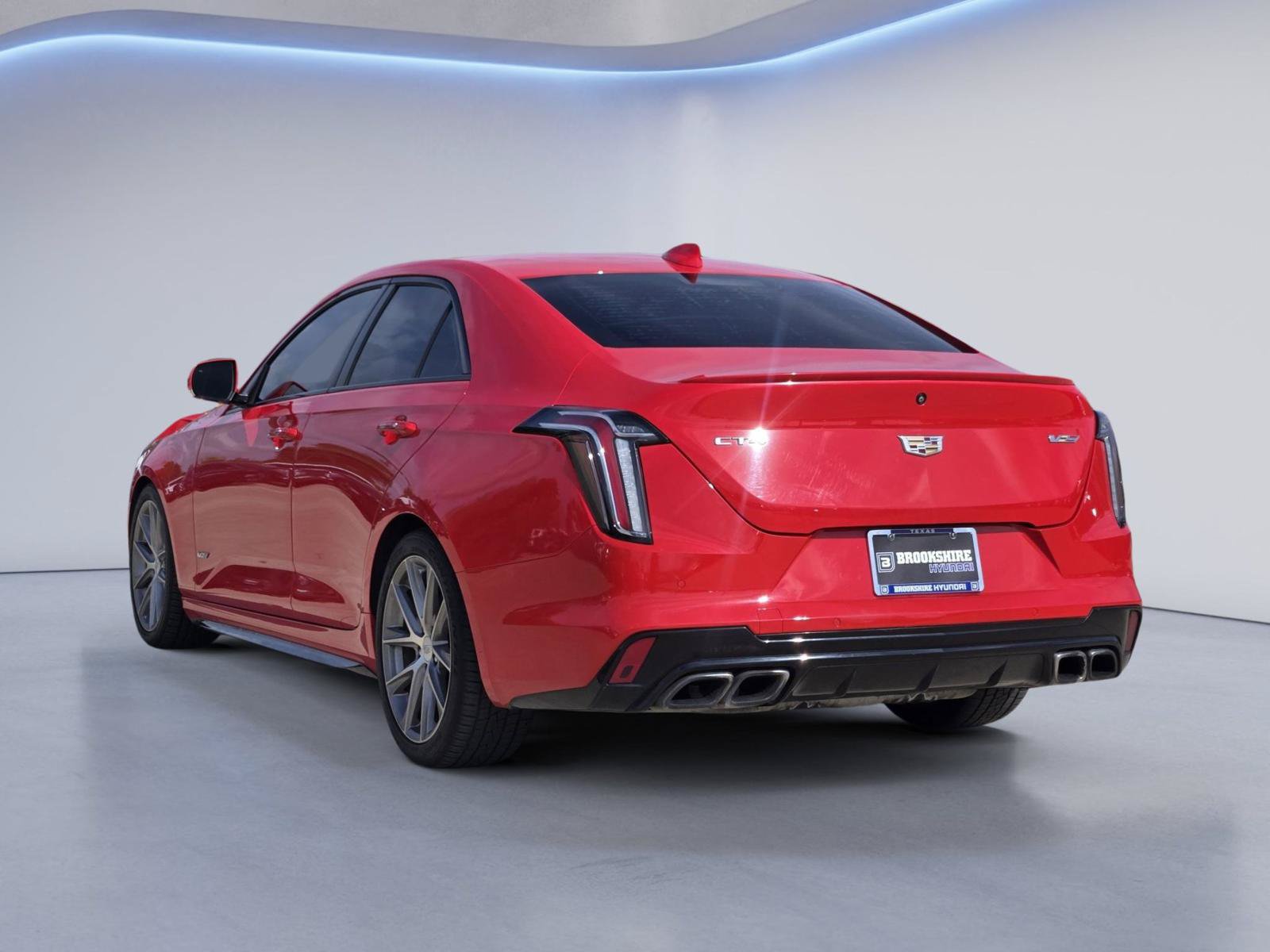 Used 2021 Cadillac CT4 V w/ Technology Package RWD image 8