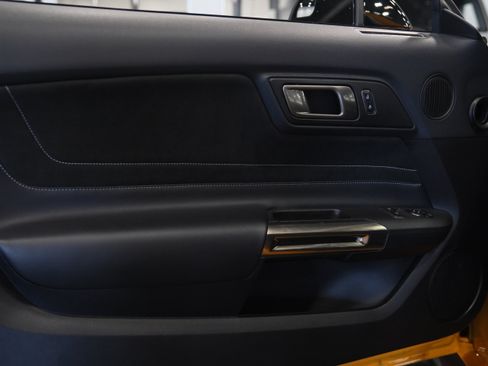 Used 2018 Ford Mustang Shelby GT350 w/ Electronics Package RWD image 14