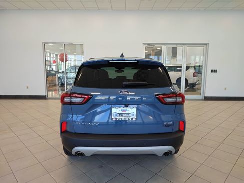 Used 2023 Ford Escape Platinum w/ Premium Technology Package AWD/4WD image 4