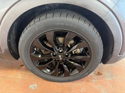 Used 2020 Kia Sorento EX FWD image 10