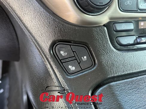 Used 2017 GMC Yukon XL Denali w/ Open Road Package AWD/4WD image 26