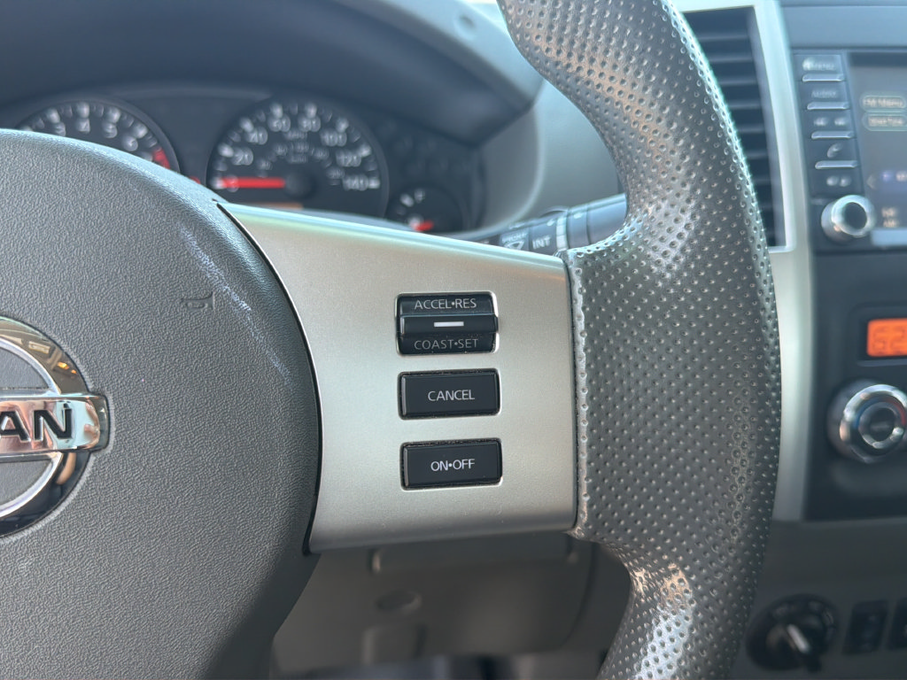 Used 2021 Nissan Frontier SV w/ Midnight Edition Floor Mats AWD/4WD image 35