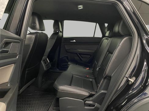 Used 2022 Volkswagen Atlas Cross Sport SE AWD/4WD image 26