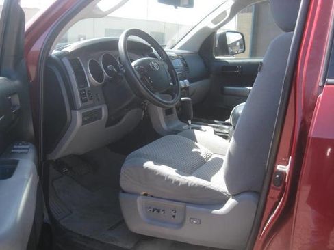 Used 2010 Toyota Tundra 4x4 Double Cab image 17