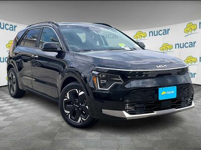 Used 2025 Kia Niro Wave w/ Wave Preserve Package