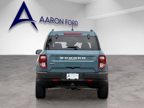 Used 2023 Ford Bronco Sport Badlands image 4