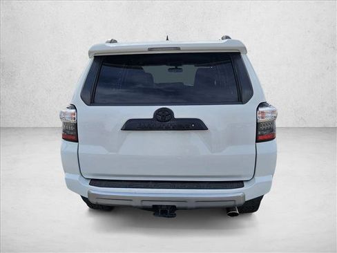 Used 2017 Toyota 4Runner TRD Off-Road Premium image 7