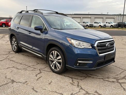 Used 2022 Subaru Ascent Limited w/ Technology Package image 6