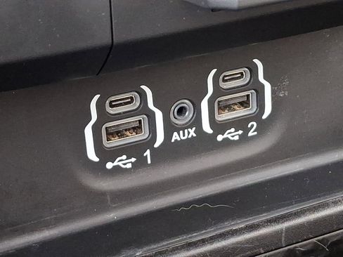 Certified 2021 RAM 1500 Laramie image 25