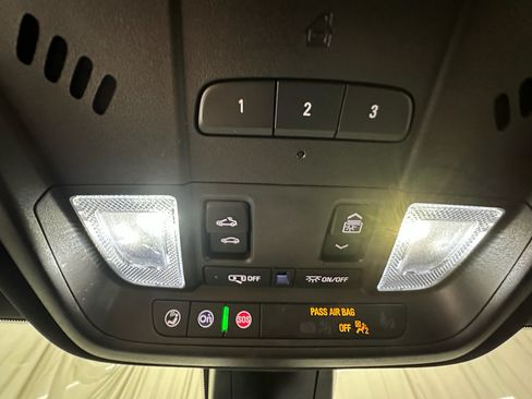 Used 2023 Chevrolet Blazer Premier w/ Driver Confidence II Package AWD/4WD image 32