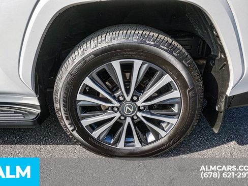 Used 2023 Lexus LX 600 4WD w/ Interior Upgrade Package image 17