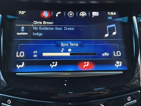 Used 2018 Cadillac Escalade ESV Premium Luxury image 22