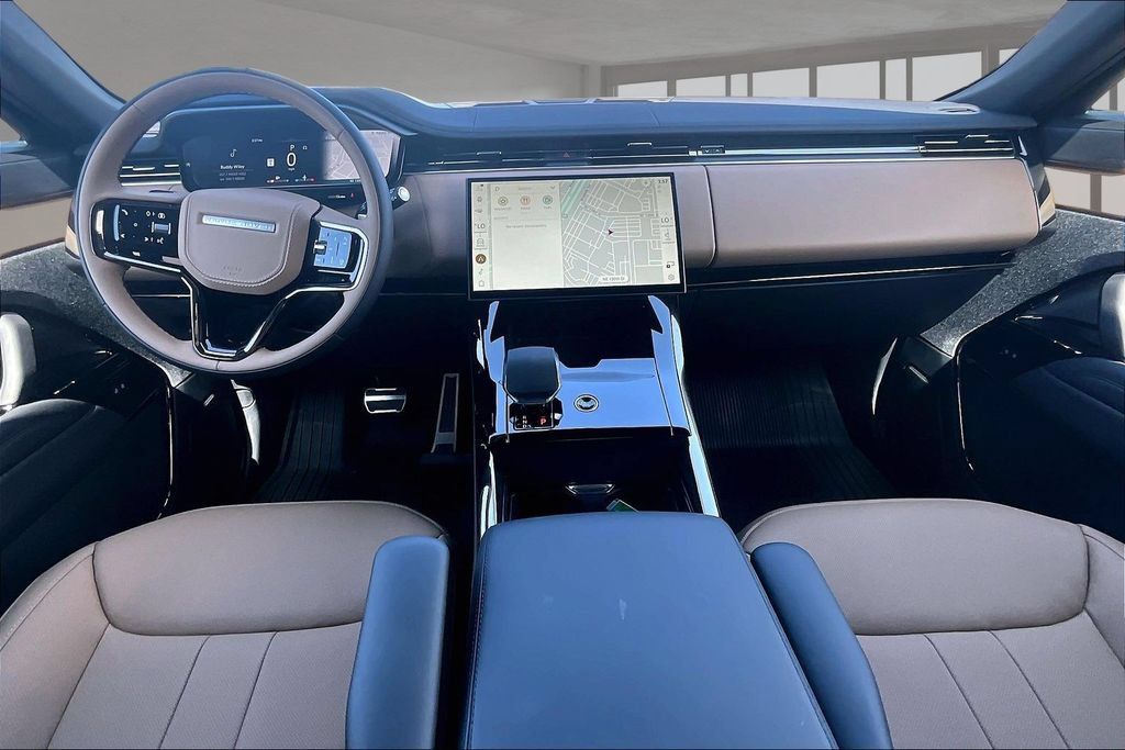 New 2026 Land Rover Range Rover Sport Dynamic SE AWD/4WD image 5
