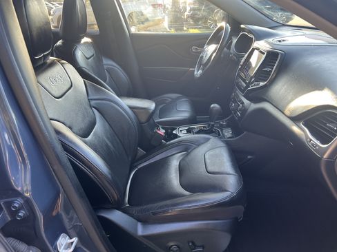 Used 2020 Jeep Cherokee Limited AWD/4WD image 26