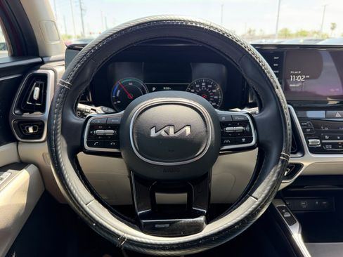 Used 2023 Kia Sorento EX FWD image 9