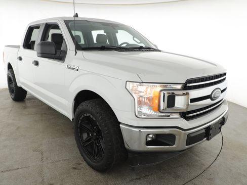 Used 2020 Ford F150 XLT image 3