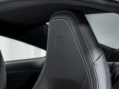 Used 2025 Porsche 911 Carrera RWD image 20