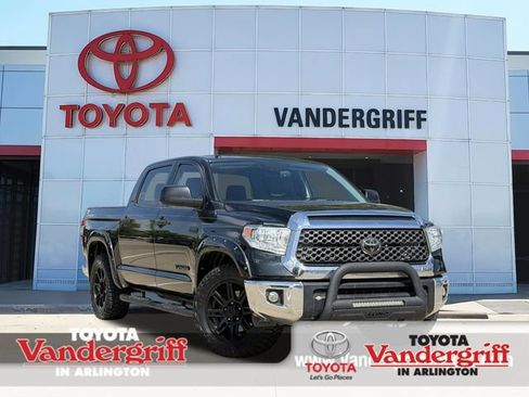 Used 2018 Toyota Tundra SR5 w/ SR5 Upgrade Package RWD image 1
