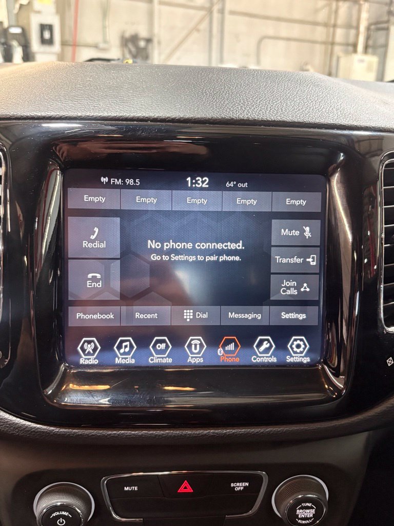 Certified 2018 Jeep Compass Limited AWD/4WD image 13