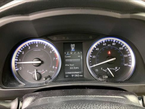 Used 2016 Toyota Highlander XLE image 25