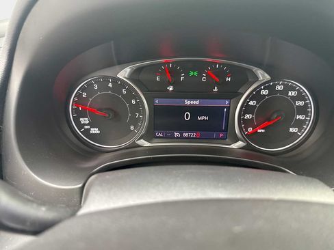 Used 2019 GMC Terrain SLT w/ Preferred Package FWD image 10